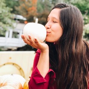 Meet your Posher, Renee